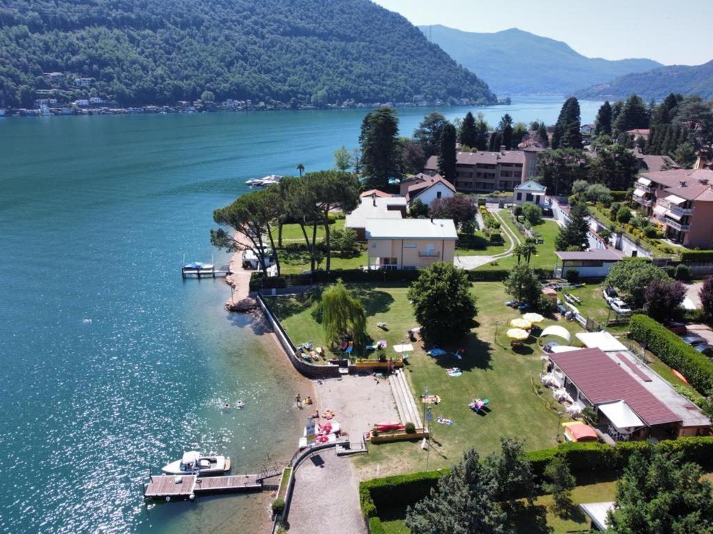 Zara House - Lake And Pet Friendly Brusimpiano Kültér fotó